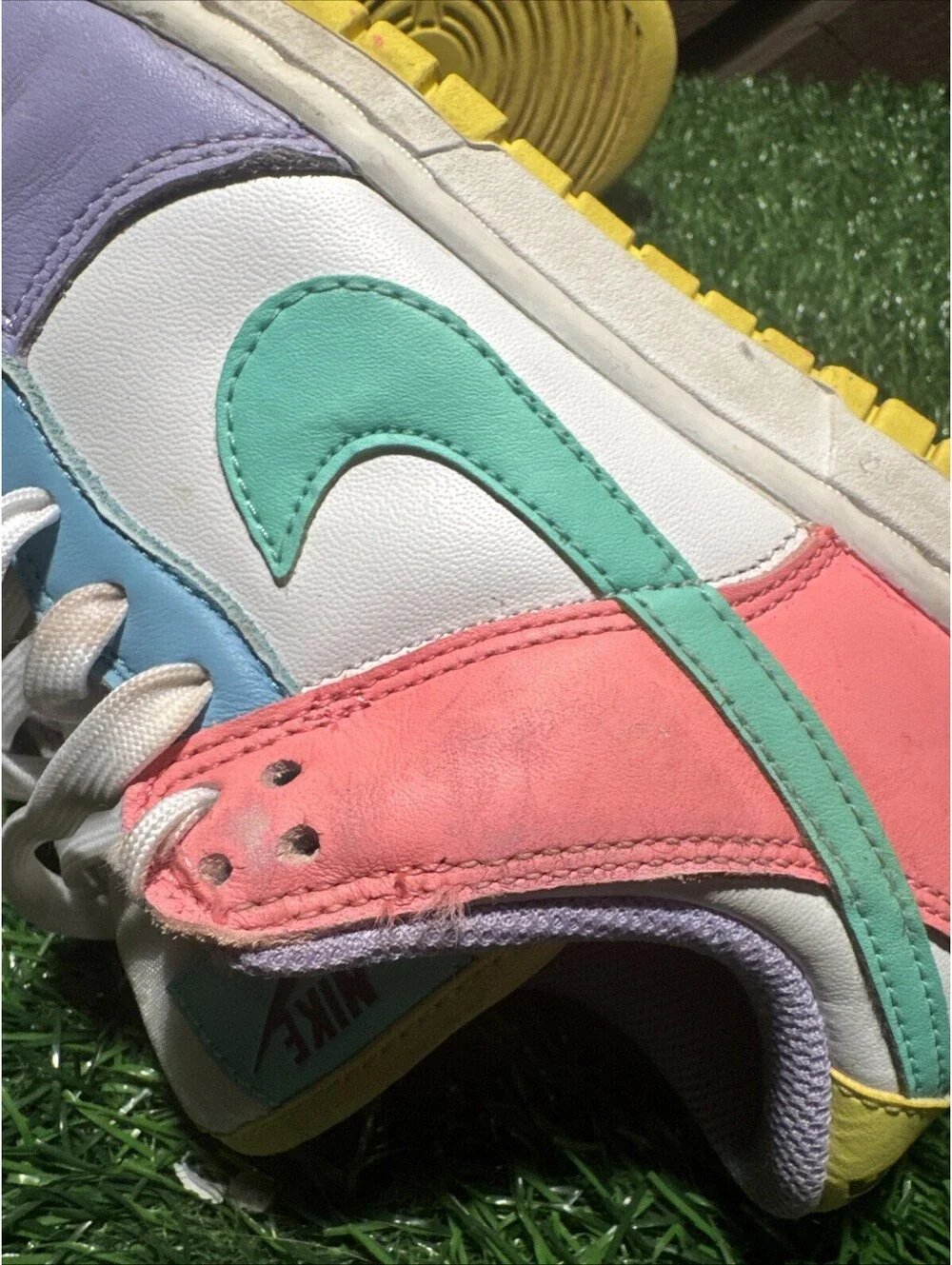 Size 6 - Nike Dunk SE Low Candy W